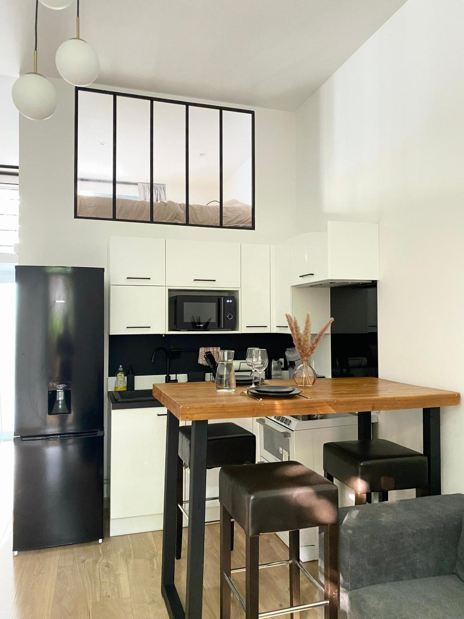 Appartement Indep Cosy Avec Jardin Сен-Дені Екстер'єр фото